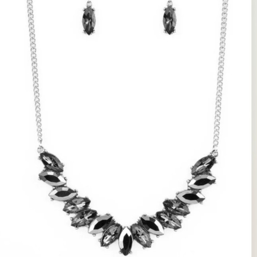 Paparazzi Silver Necklace with Black Accents Galaxy Game-Changer Silver Smoky